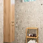 251 アパートホテル